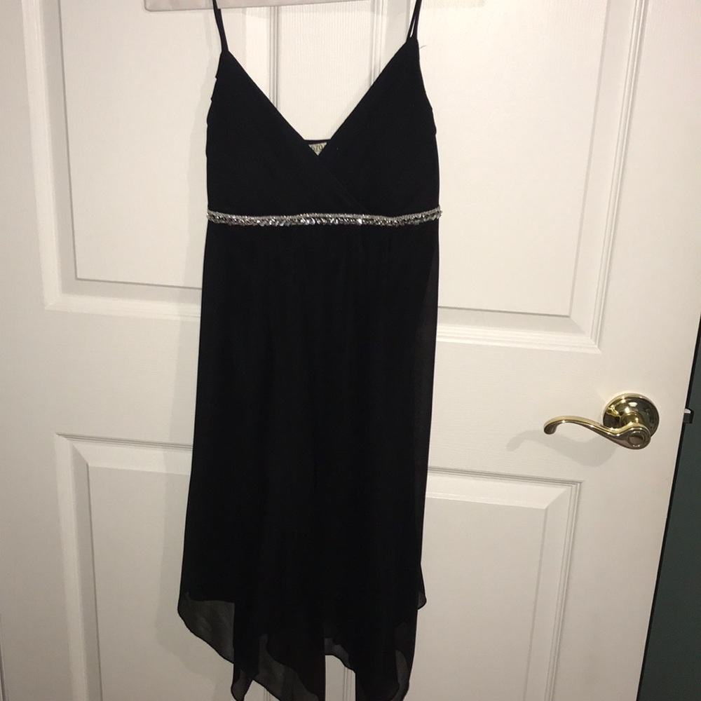 🖤 Black Cocktail Dress